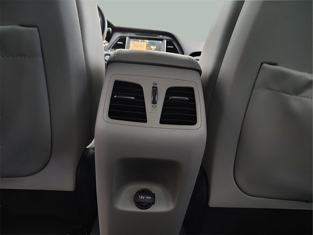 Used 2017 Hyundai Sonata Limited w/ Tech Package 03 image 25