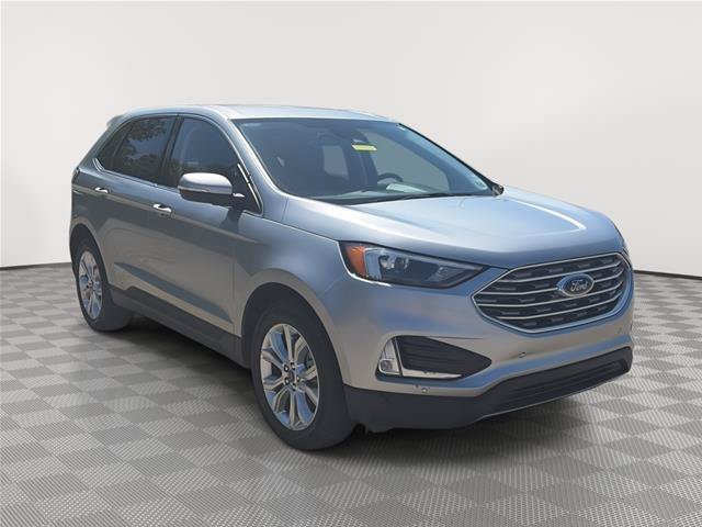 Certified 2024 Ford Edge Titanium AWD/4WD image 4
