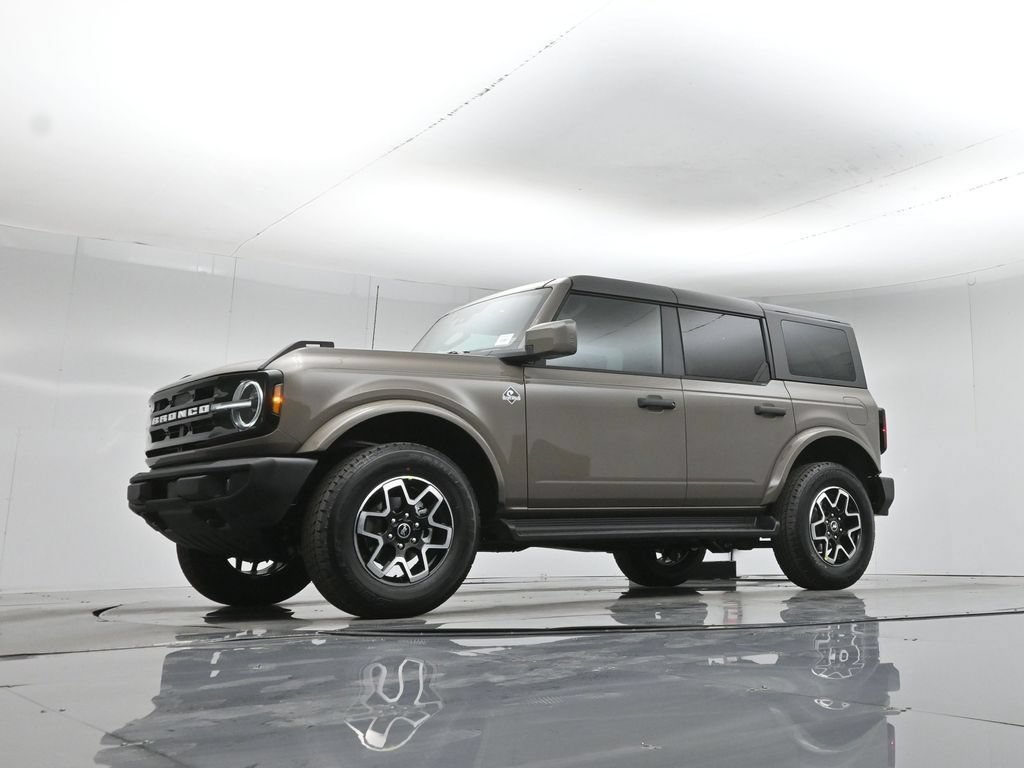 Certified 2026 Ford Bronco Outer Banks AWD/4WD image 54