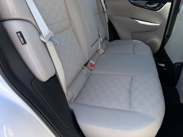 Used 2022 Nissan Rogue Sport SV AWD/4WD image 21
