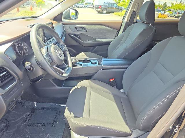 Used 2023 Nissan Rogue S AWD/4WD image 5