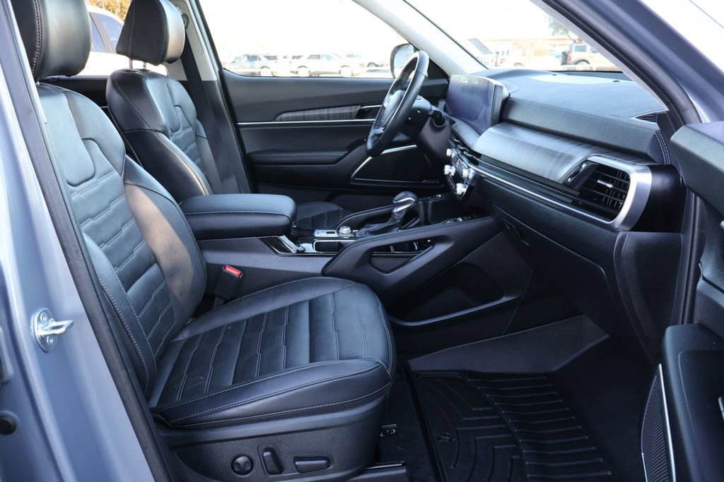 Used 2024 Kia Telluride SX Prestige AWD/4WD image 24