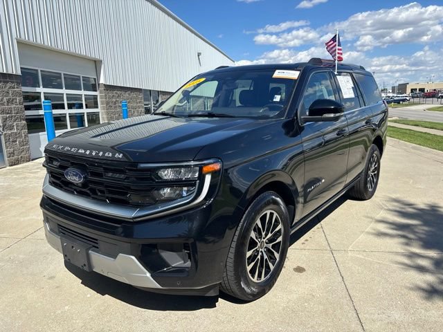 Certified 2025 Ford Expedition Platinum AWD/4WD image 4