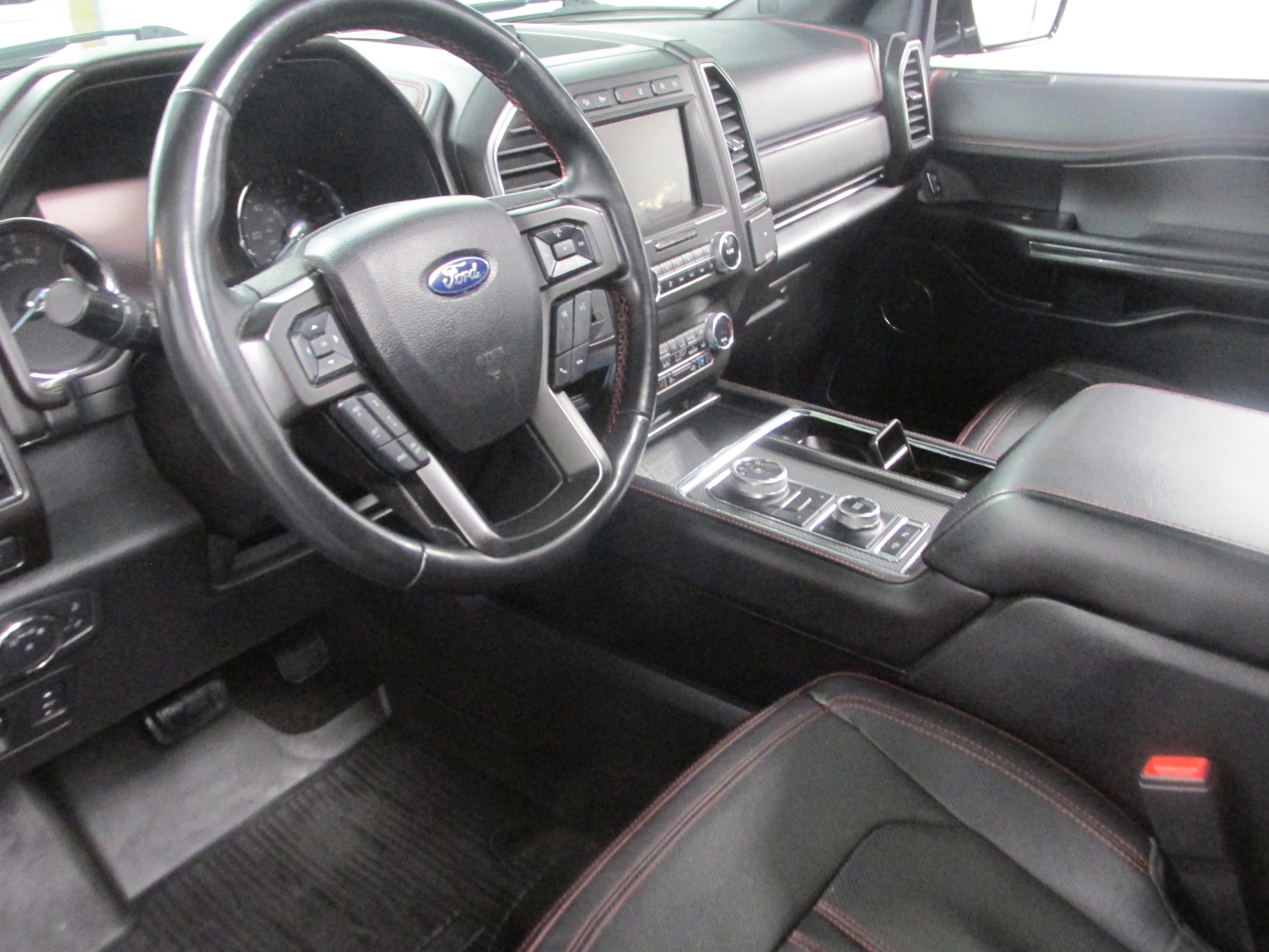 Certified 2020 Ford Expedition Limited w/ Equipment Group 303A image 26