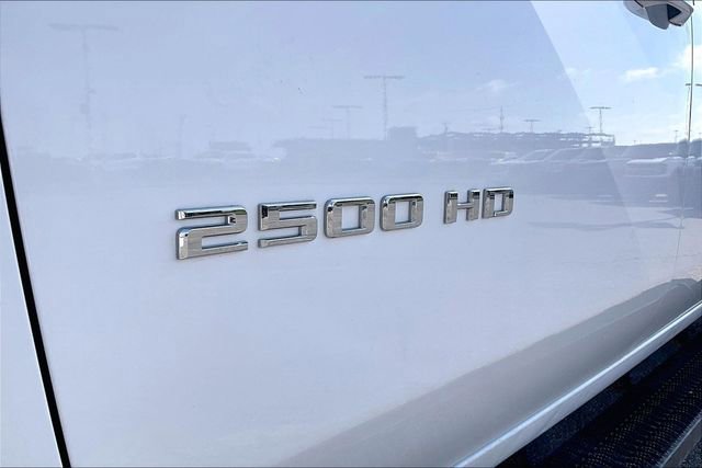 Used 2024 Chevrolet Silverado 2500 LT w/ Convenience Package image 30