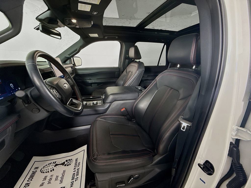 Certified 2024 Ford Expedition Limited AWD/4WD image 2