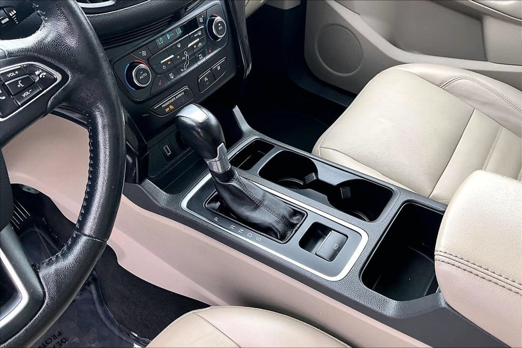 Certified 2017 Ford Escape Titanium FWD image 15