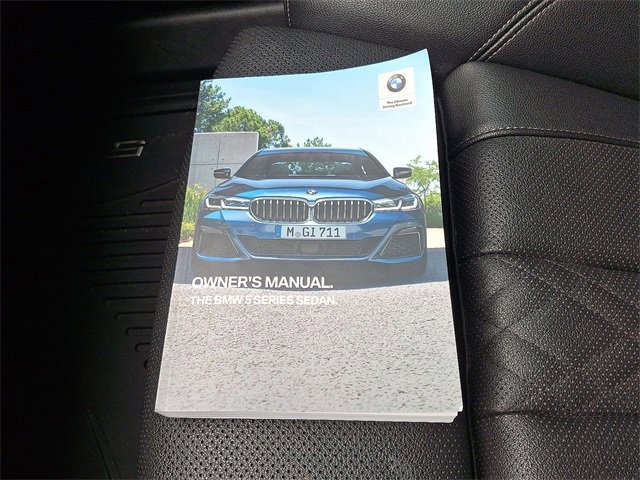 Used 2021 BMW 530i xDrive w/ Premium Package image 31