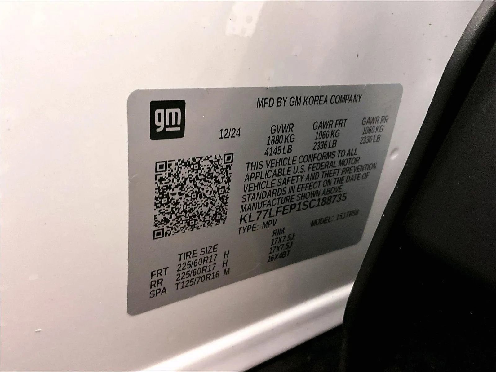 Used 2025 Chevrolet Trax LS w/ LS Convenience Package image 32