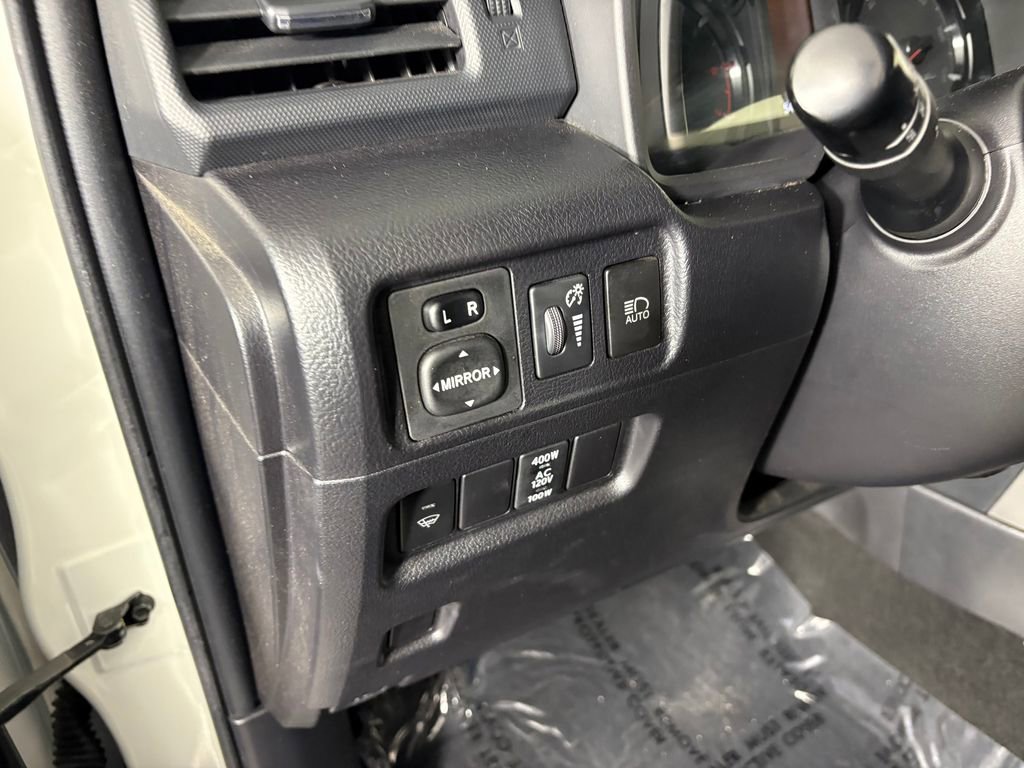 Used 2021 Toyota 4Runner SR5 Premium w/ Moonroof Package AWD/4WD image 13