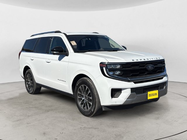 Certified 2025 Ford Expedition Platinum AWD/4WD image 3