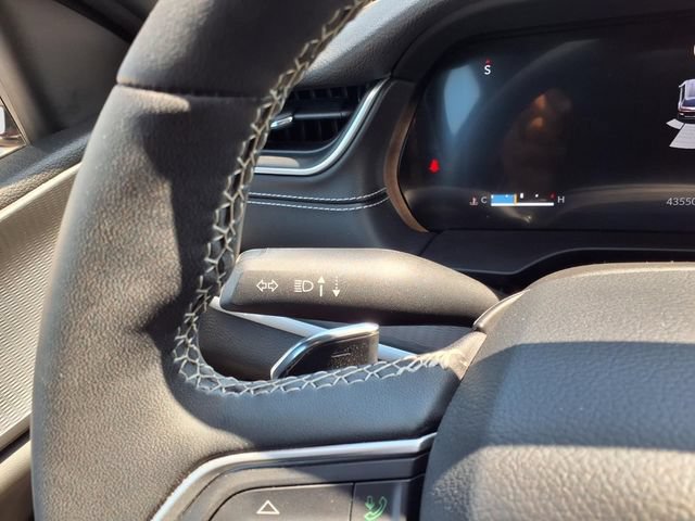 Used 2023 Jeep Grand Cherokee L Laredo AWD/4WD image 24