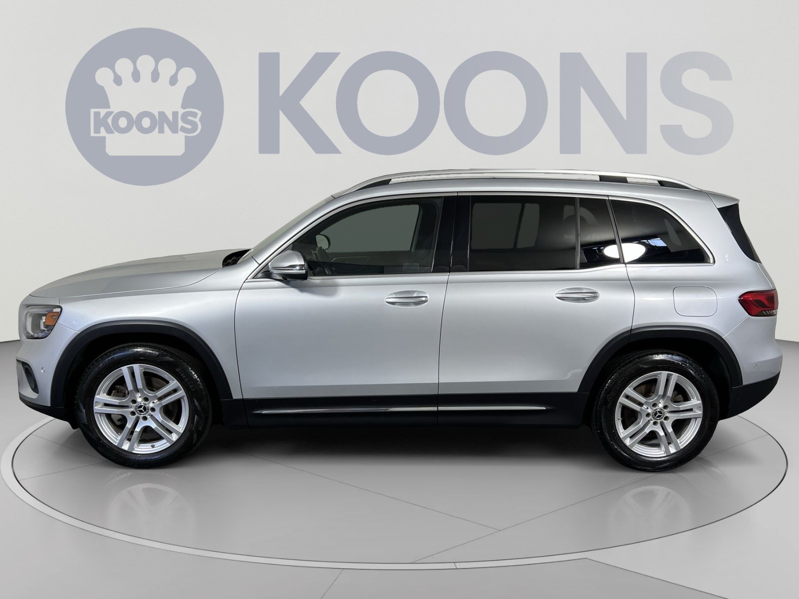 Used 2022 Mercedes-Benz GLB 250 4MATIC image 7