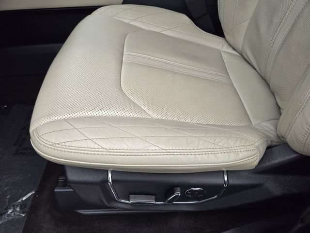 Certified 2020 Ford Expedition Platinum RWD image 23