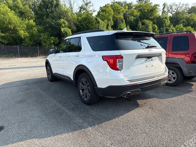 Certified 2024 Ford Explorer XLT w/ Equipment Group 202A AWD/4WD image 4