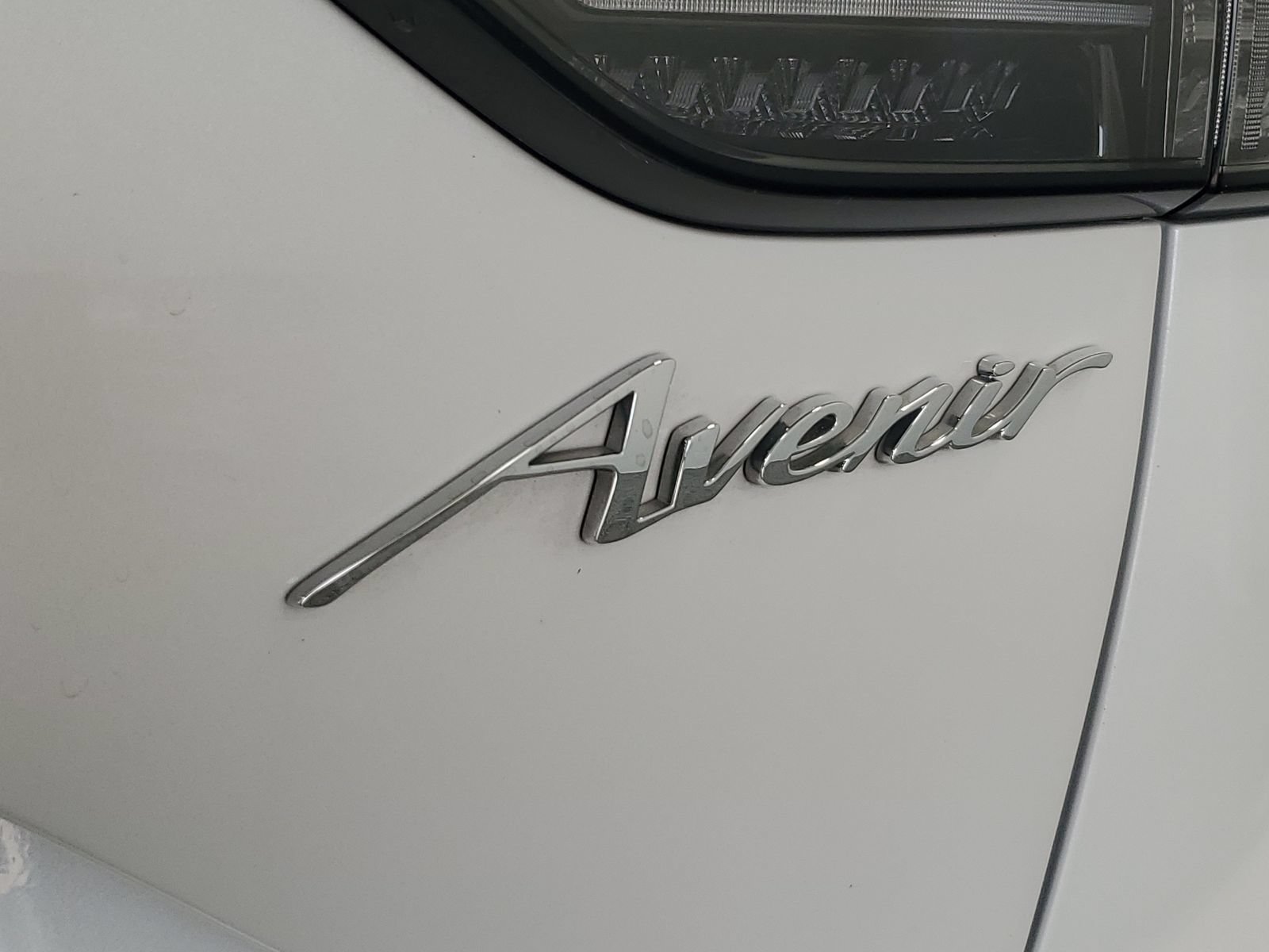 Used 2024 Buick Envision Avenir AWD/4WD image 7