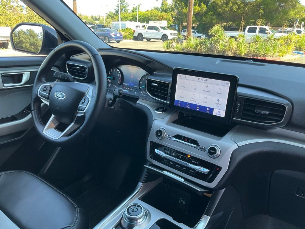 Certified 2024 Ford Explorer XLT w/ Equipment Group 202A image 76