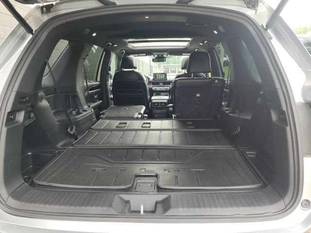 Used 2023 Honda Pilot TrailSport image 21