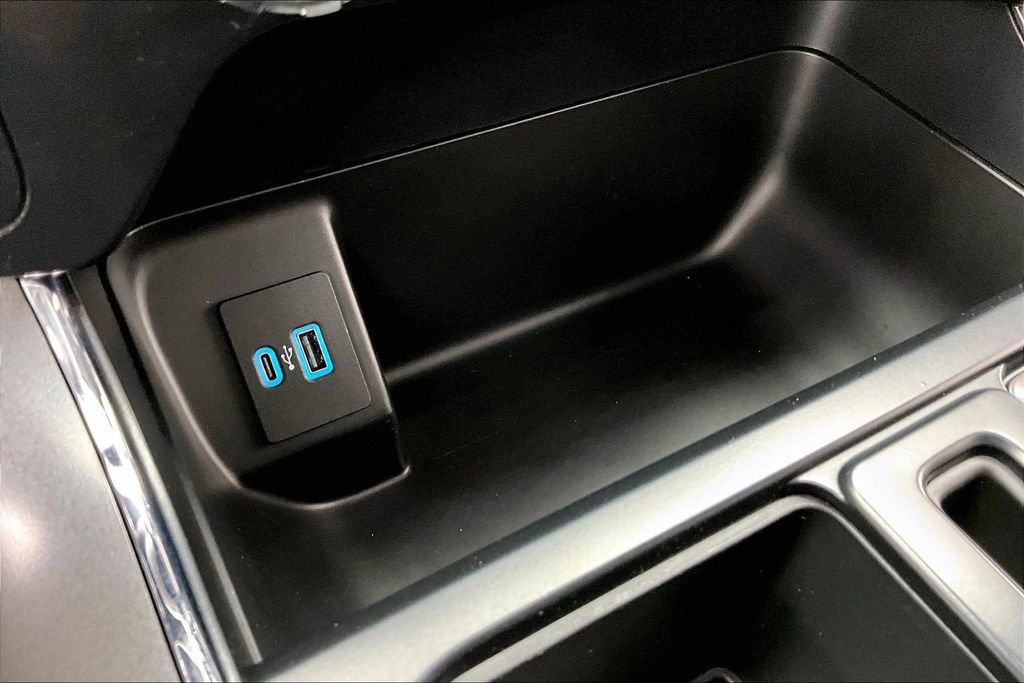 Certified 2023 Ford F150 XLT w/ Equipment Group 302A High image 33