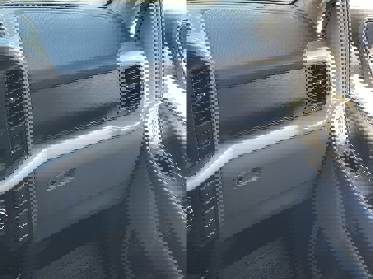 Certified 2021 Ford F150 XLT w/ Equipment Group 301A Mid image 19