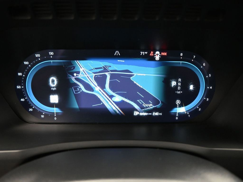 Used 2023 Volvo XC90 B6 Ultimate w/ Protection Package Premier image 40