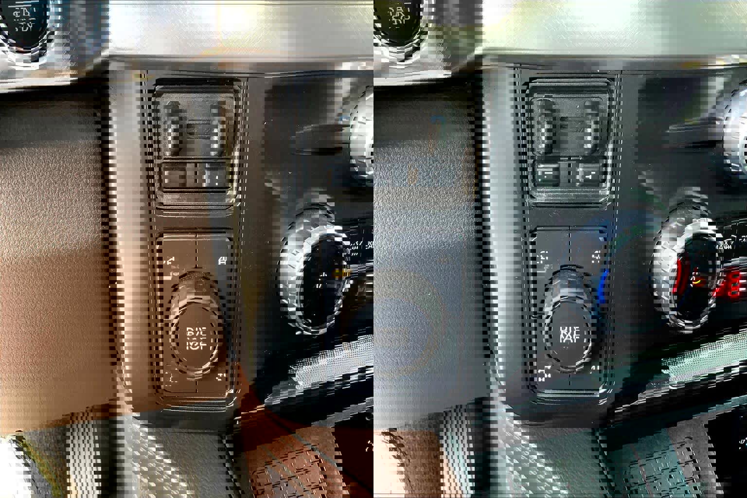 Certified 2024 Ford F250 King Ranch image 31