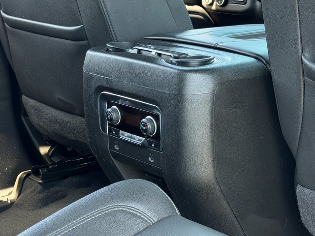 Used 2022 Chevrolet Tahoe Z71 w/ Z71 Off-Road Package AWD/4WD image 37