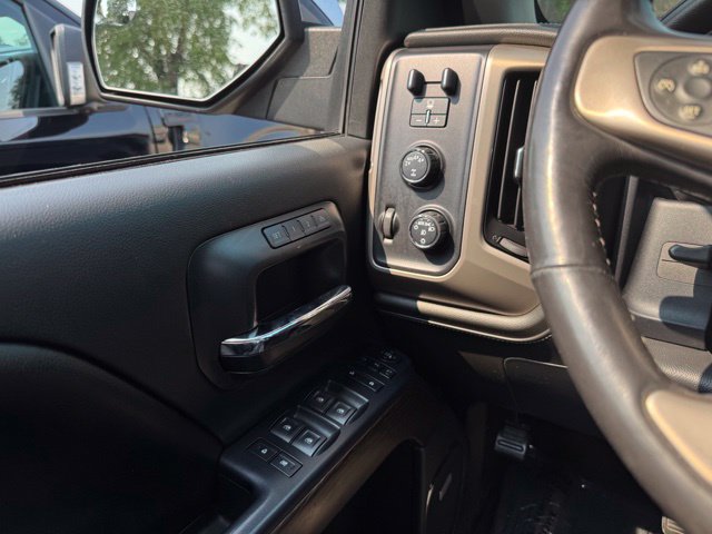 Used 2017 GMC Sierra 1500 Denali AWD/4WD image 36