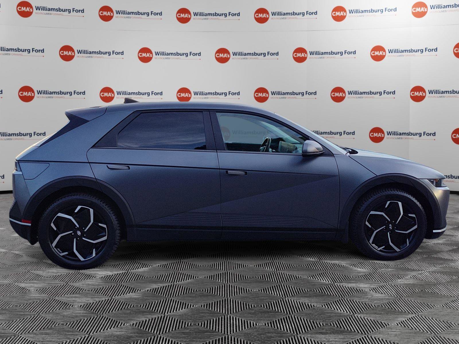 Used 2024 Hyundai Ioniq 5 SEL AWD/4WD image 6