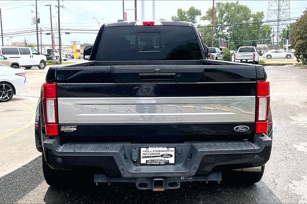 Certified 2022 Ford F350 Platinum AWD/4WD image 4