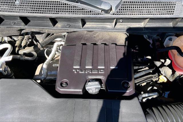 Used 2023 Chevrolet Silverado 1500 Custom AWD/4WD image 30