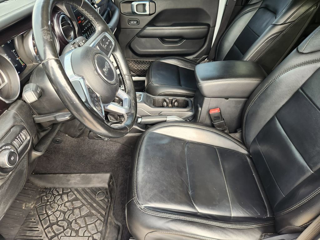 Used 2021 Jeep Wrangler Unlimited Sahara image 12