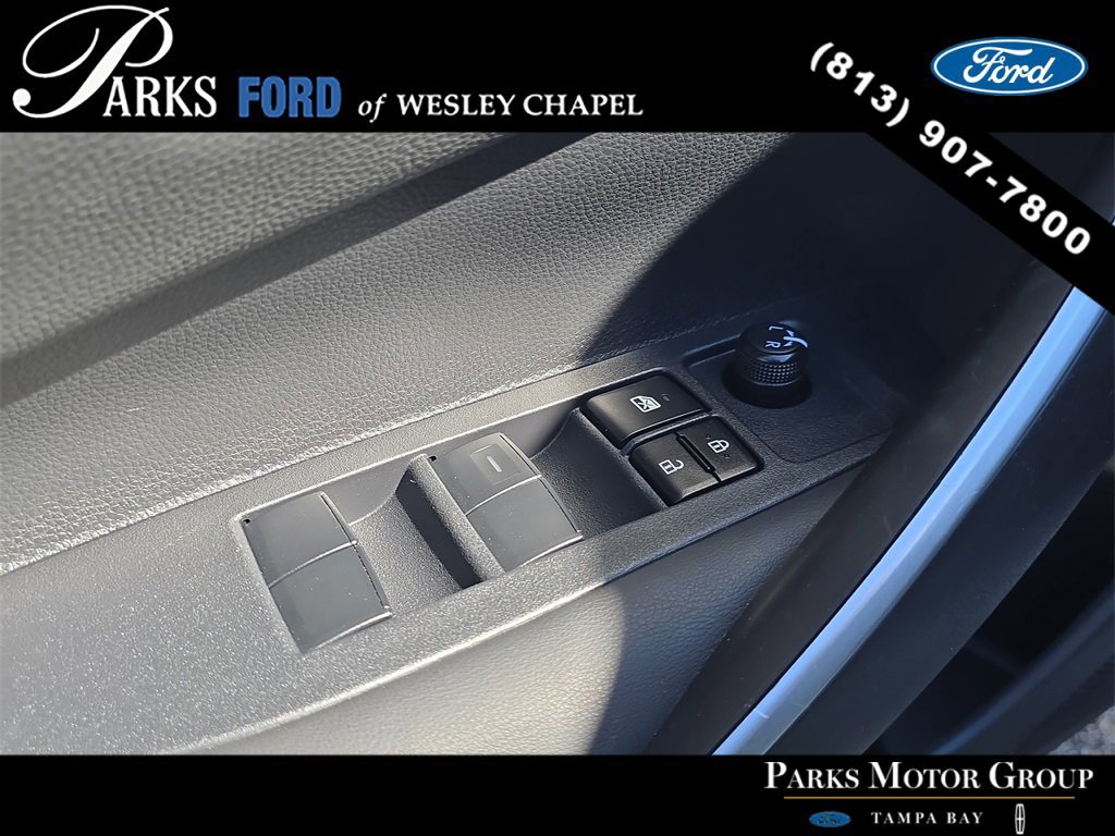 Used 2023 Toyota Corolla SE image 17