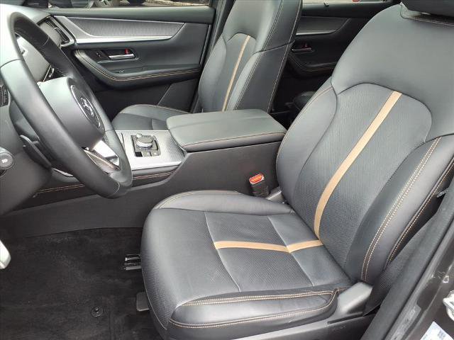 Used 2024 MAZDA CX-90 3.3 Turbo w/ Premium Plus Pkg image 19