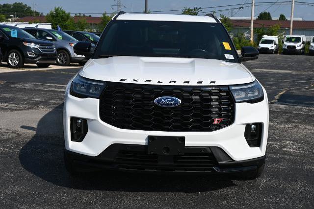 Certified 2025 Ford Explorer ST AWD/4WD image 6