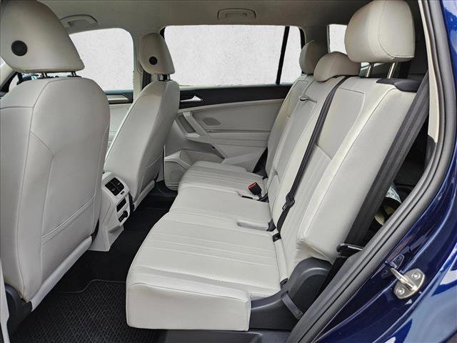 Used 2024 Volkswagen Tiguan SE FWD image 16