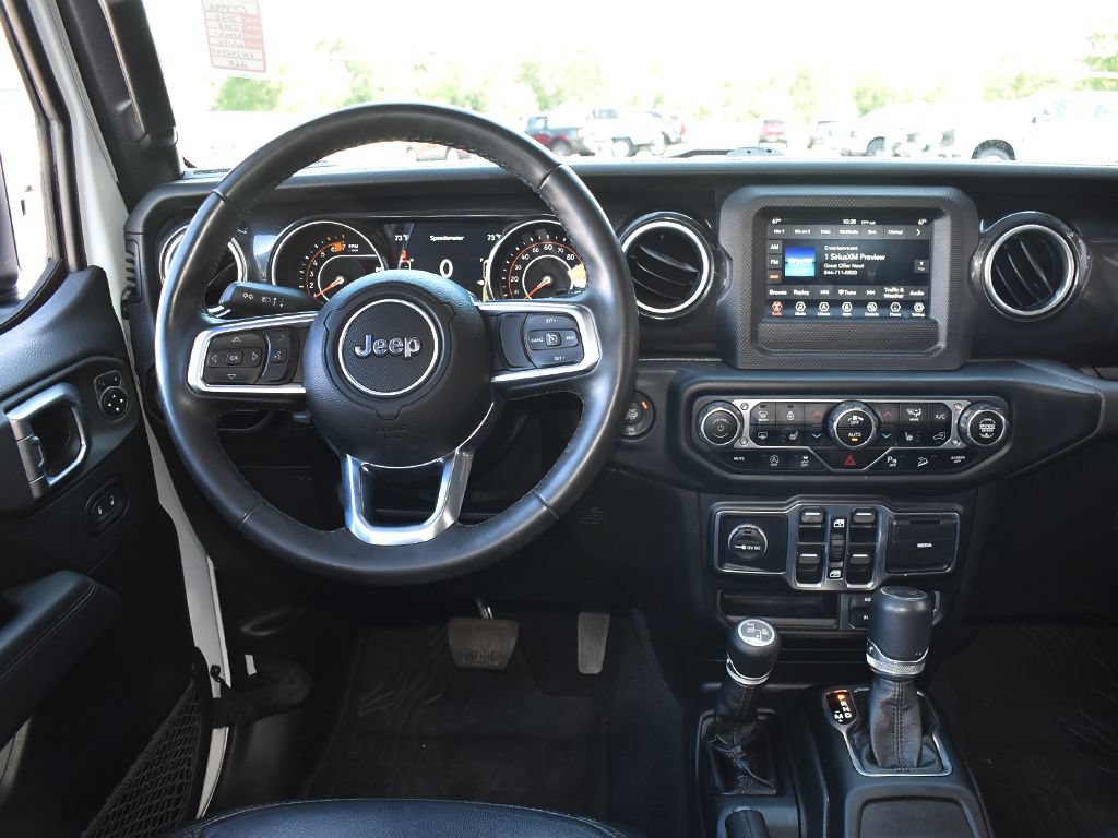 Used 2020 Jeep Wrangler Unlimited Sahara AWD/4WD image 17