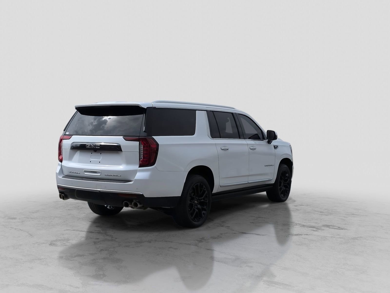 Used 2024 GMC Yukon XL Denali w/ Max Trailering Package image 8
