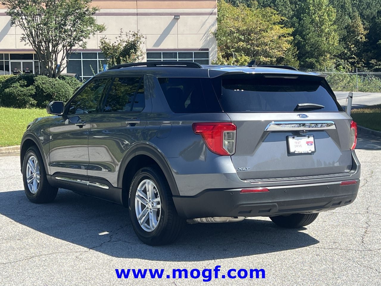 Certified 2023 Ford Explorer XLT RWD image 2