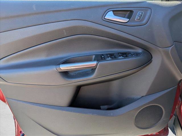 Certified 2017 Ford Escape SE AWD/4WD image 10
