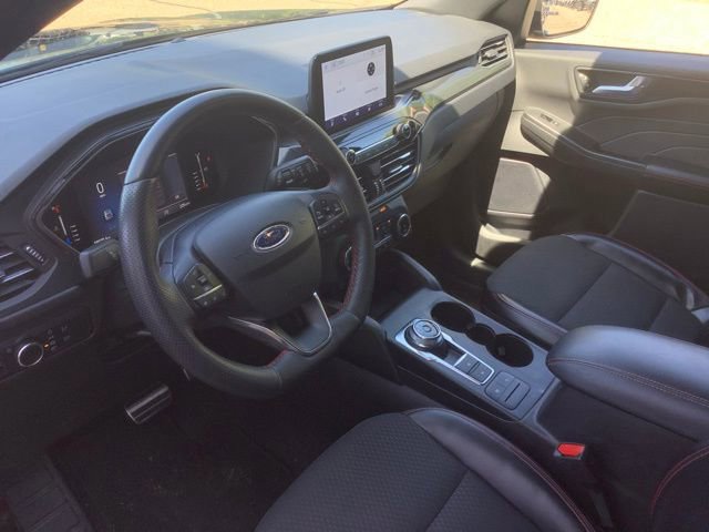 Certified 2024 Ford Escape ST-Line AWD/4WD image 9