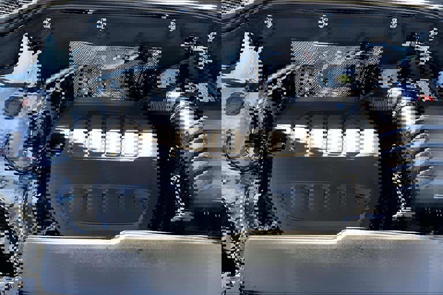 Used 2025 Volkswagen Atlas SEL Premium R-Line image 31