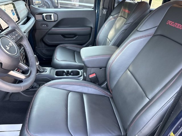 Used 2025 Jeep Gladiator Rubicon w/ Safety Group AWD/4WD image 26