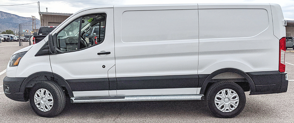 Certified 2025 Ford Transit 250 Low Roof w/ Exterior Upgrade Package RWD image 5