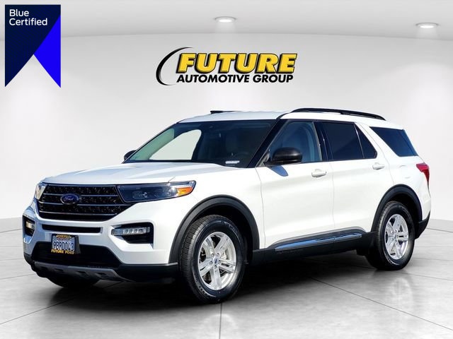 Certified 2022 Ford Explorer XLT w/ Equipment Group 202A image 1