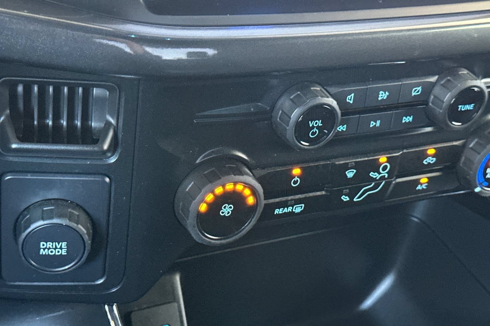 Certified 2024 Ford F150 STX RWD image 28
