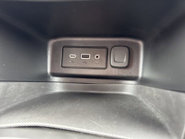 Used 2019 Chevrolet Equinox LT image 25