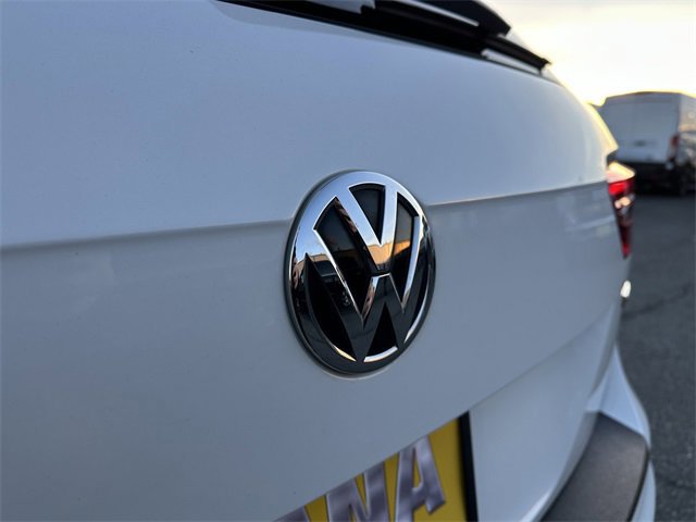 Used 2020 Volkswagen Tiguan S w/ 3rd Row Seat Package image 44