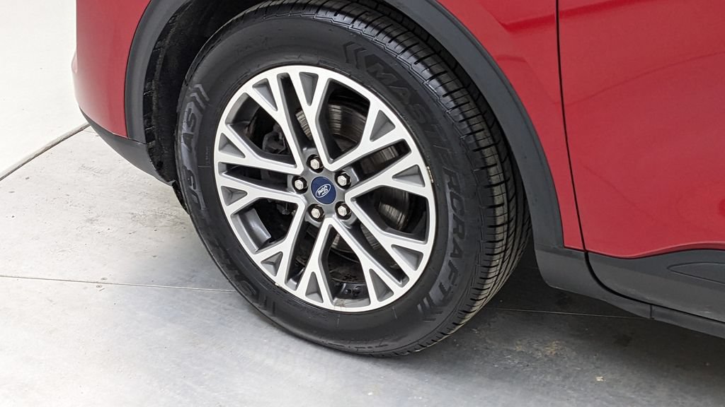 Certified 2021 Ford Escape SEL FWD image 4