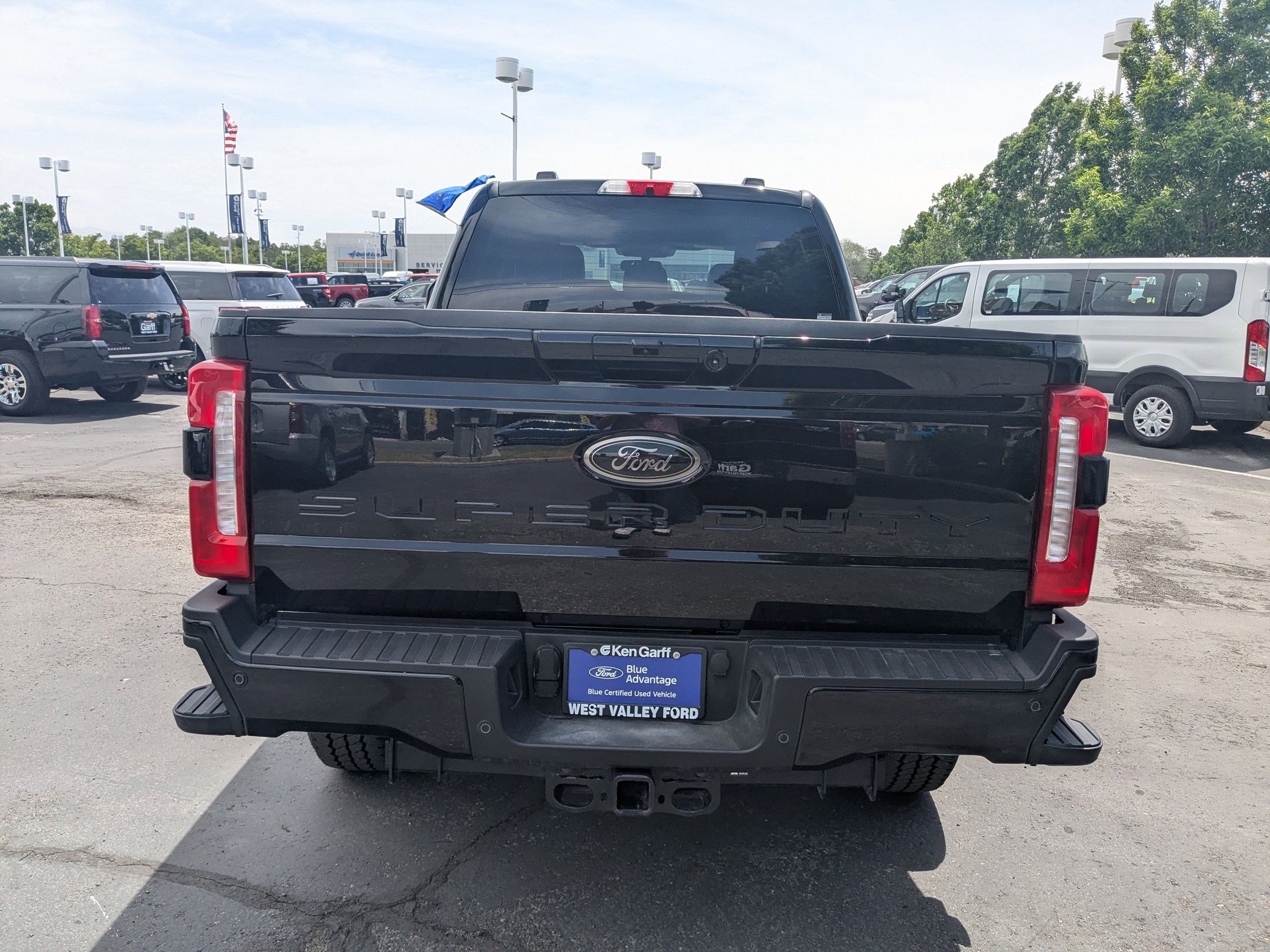 Certified 2025 Ford F350 Lariat w/ Black Appearance Package AWD/4WD image 9